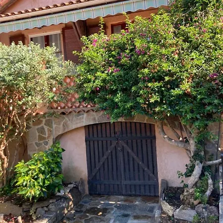 Maison Individuelle T4-t2 A 5min De La Plage 아파트 Le Rayol-Canadel-sur-Mer