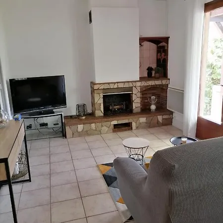 Maison Individuelle T4-t2 A 5min De La Plage Apartman Le Rayol-Canadel-sur-Mer