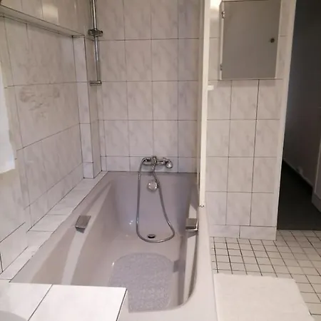 Maison Individuelle T4-t2 A 5min De La Plage *