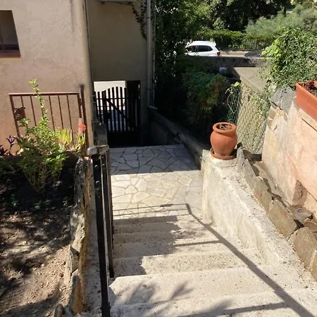 Maison Individuelle T4-t2 A 5min De La Plage Le Rayol-Canadel-sur-Mer